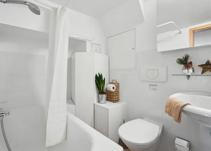 Joy - Idyllische Bergsicht Flums